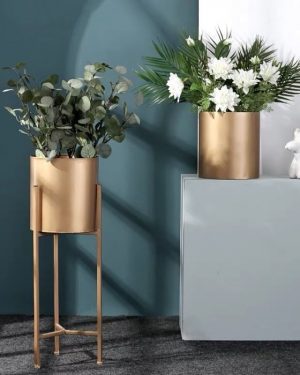 Standing Pot